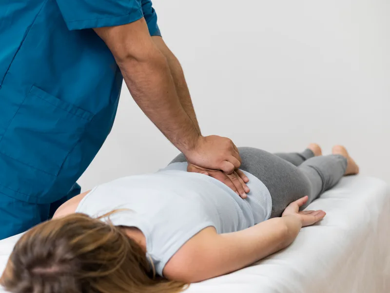 How Carroll Chiropractic treats hip pain in Westminster
