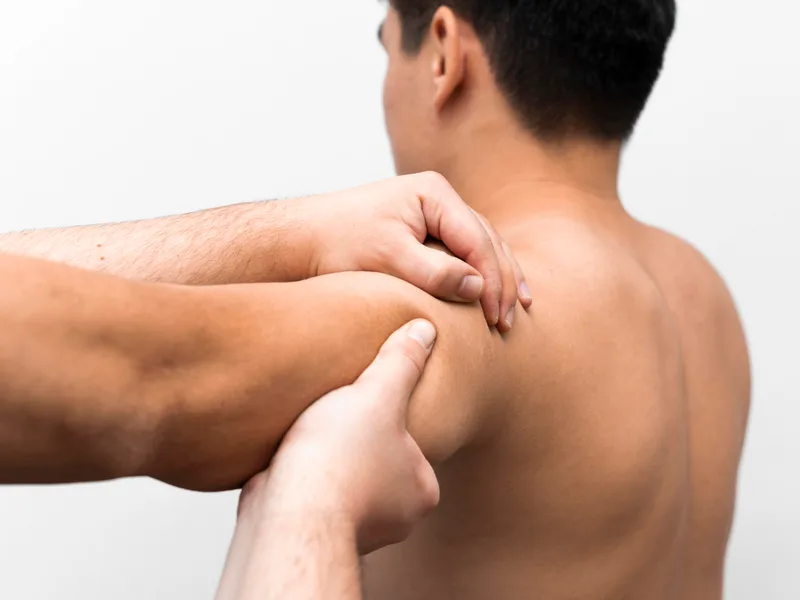 How Carroll Chiropractic treats rotator cuff injury in Westminster